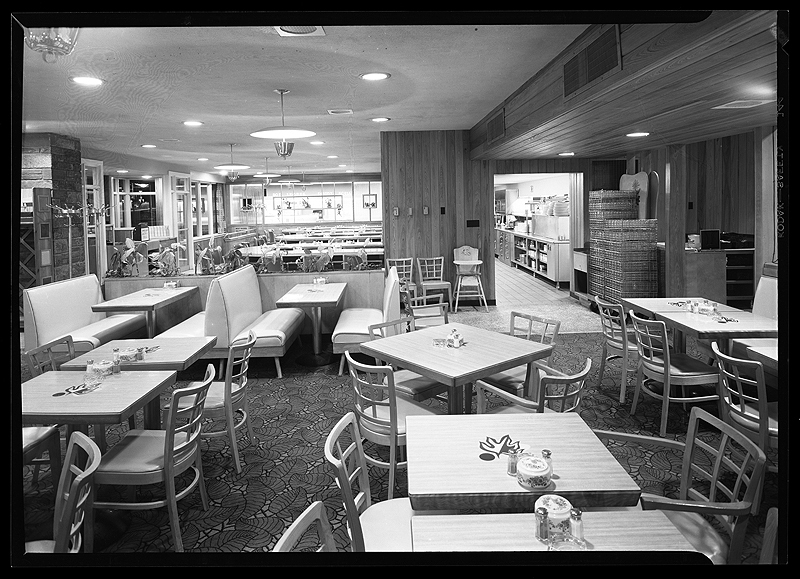 Hot Shoppes dining room 10 [HS 51552-12]